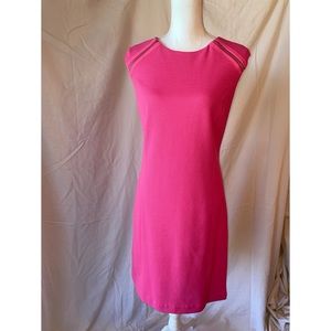 Peter Nygård Pink Textured Sheath Dress Size 8 Gold Zipper Detail